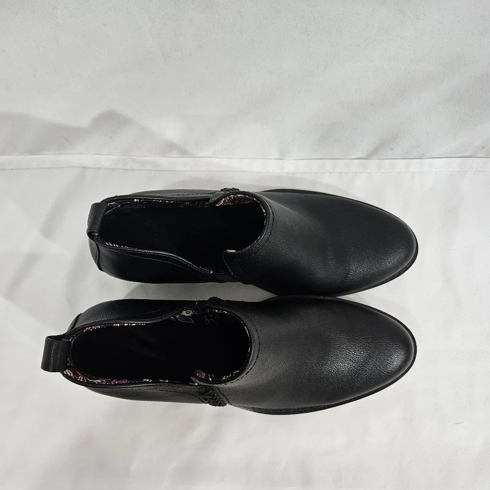 Baretraps Lidian Black Block Heel Booties Womens Size 8.5